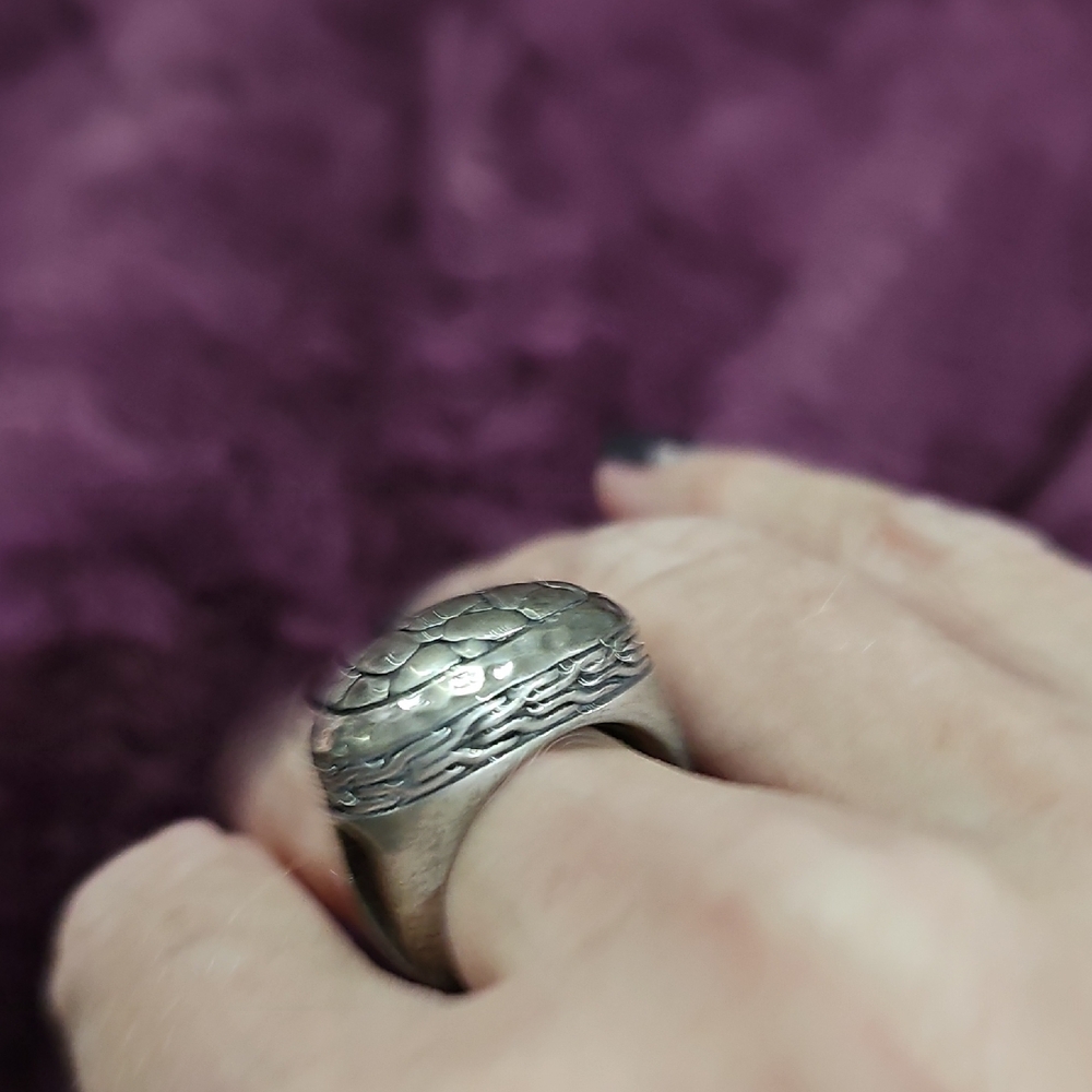 Silver Textured Statement Ring - image 3